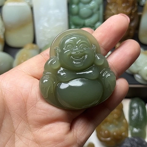 颈饰未镶嵌和田玉新