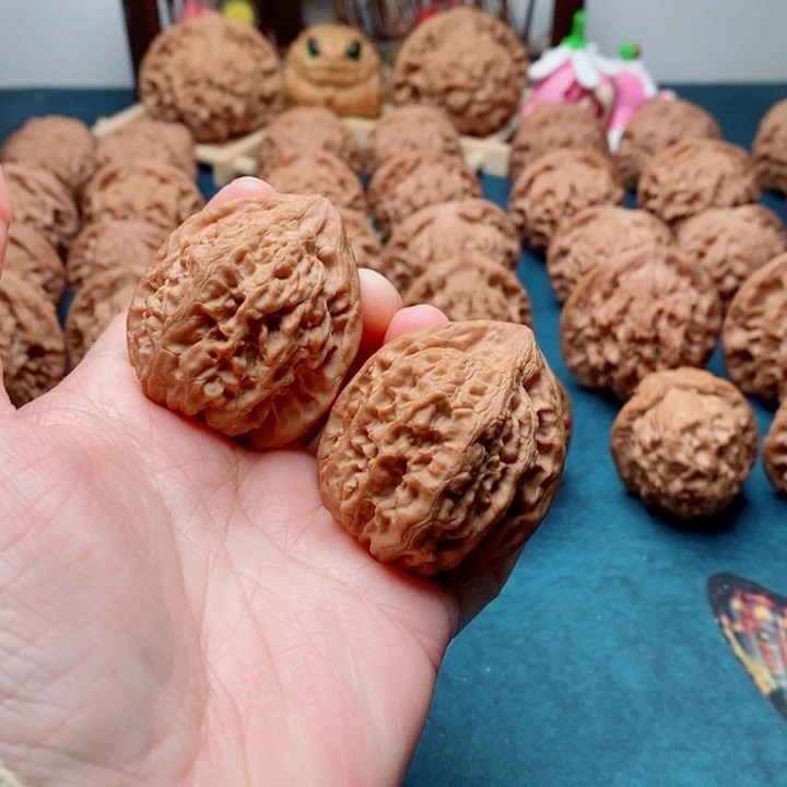 文玩核桃把件牡丹纹38