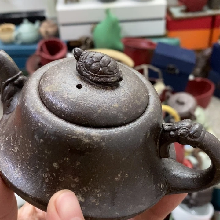 陶瓷艺术品及陶瓷壶