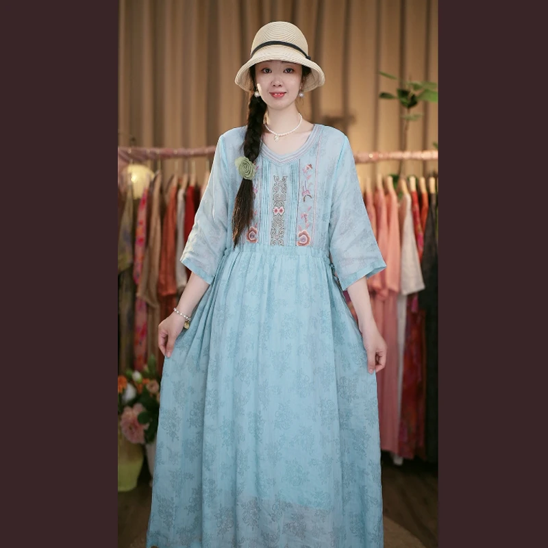 2025新款连衣裙爆款女装100%纯苎麻裙子重工刺绣V领防晒中长款裙