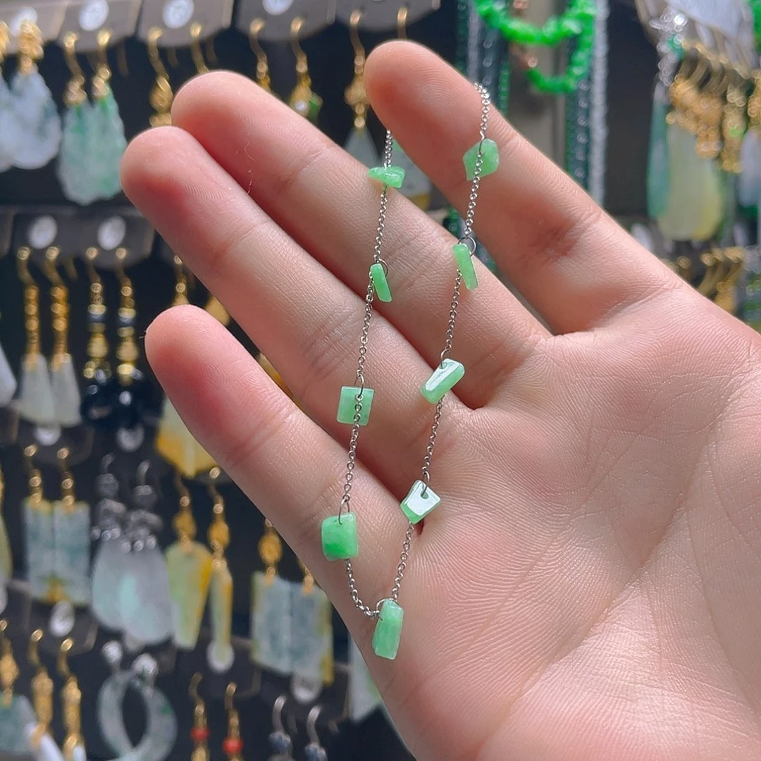 翡翠未镶嵌耳饰翡翠