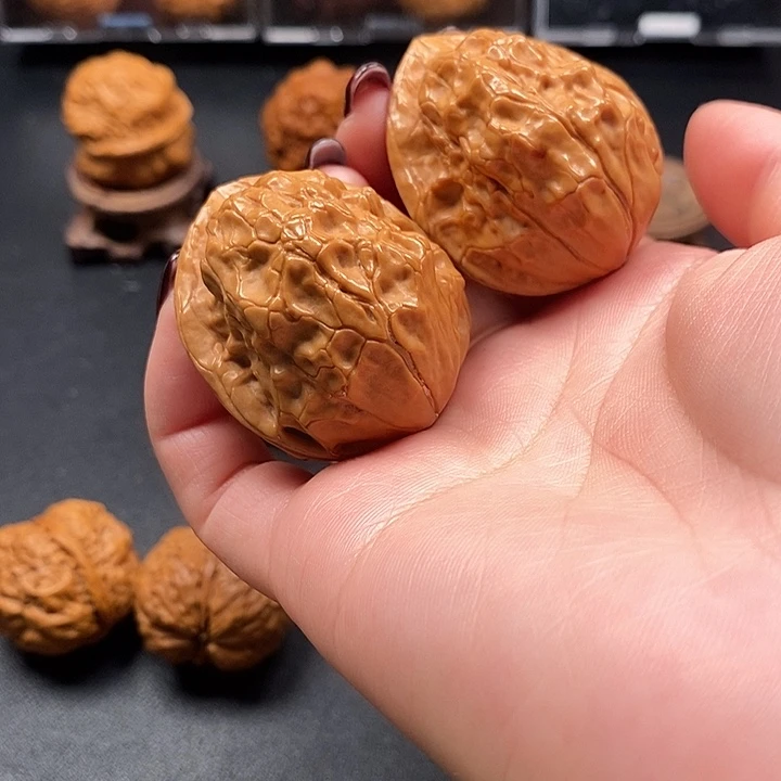 文玩核桃吊坠烈火金蟾38