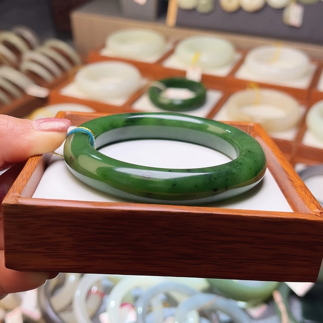 和田玉未镶嵌手镯57.9