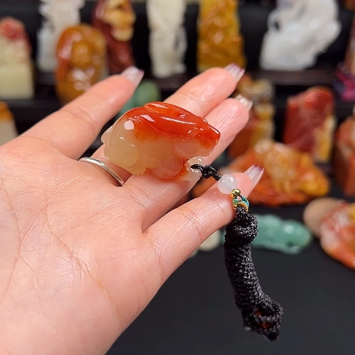 寿山石老性芙蓉石