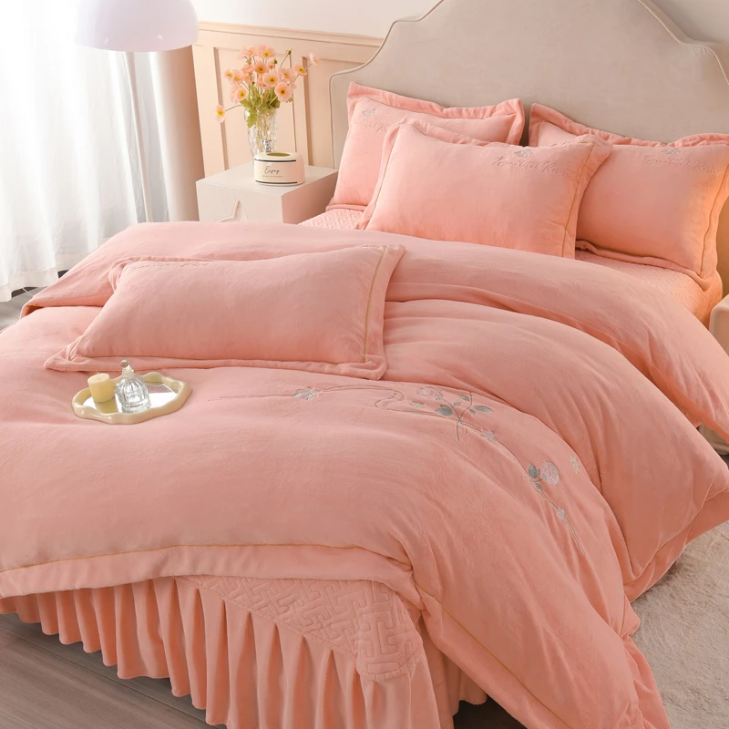 【巨厚】床盖款牛奶绒四件套绣花款双面绒保暖床品纯色公主风