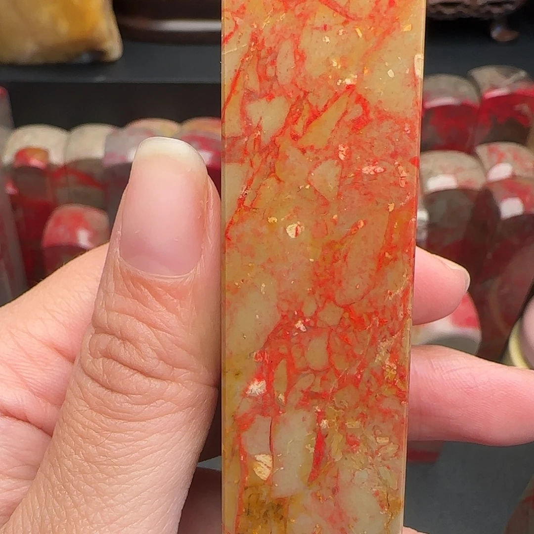 昌化石昌化鸡血石