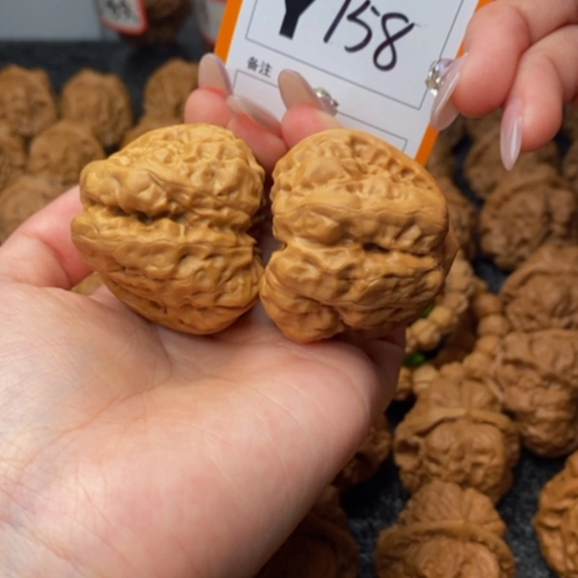 【闪购商品】把件桃核黎*允43蛙蛙