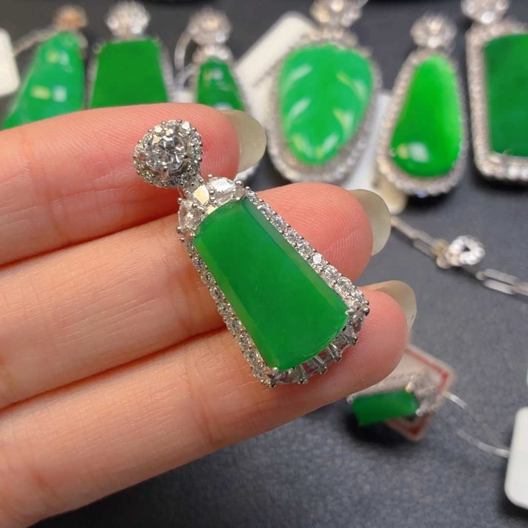 翡翠银S925镶嵌颈饰