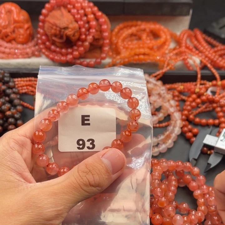 南红玛瑙未镶嵌多样性发货默认微瑕称重7mm