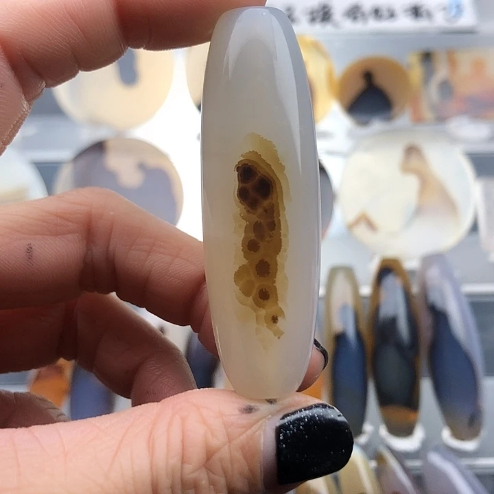 查罗石未镶嵌珠宝半成品75