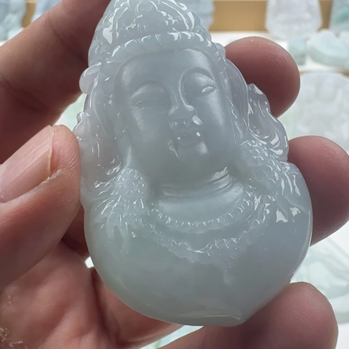 翡翠未镶嵌颈饰天然缅甸A货翡翠