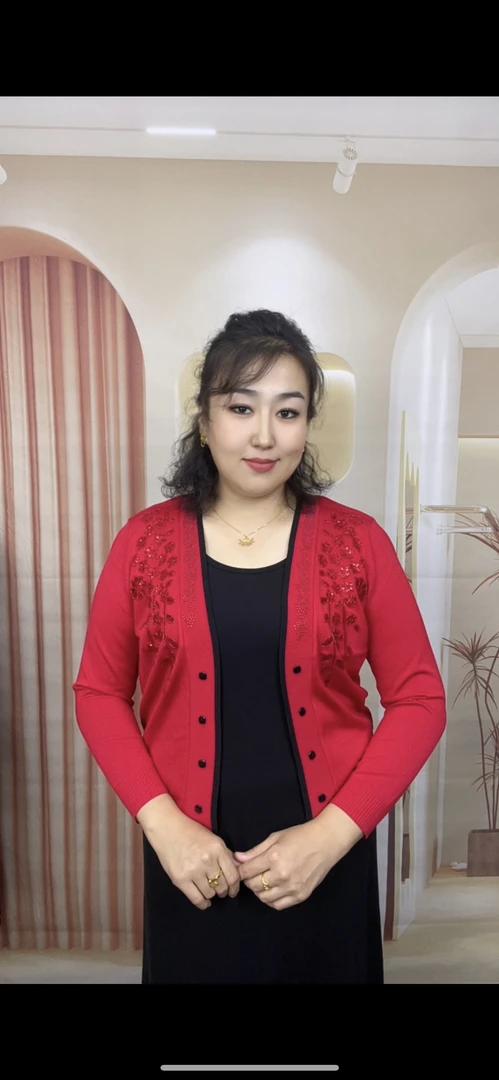 新款针织面料外套