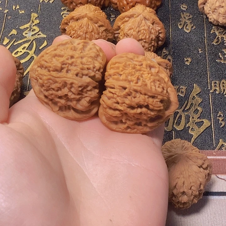 文玩核桃吊坠南疆42