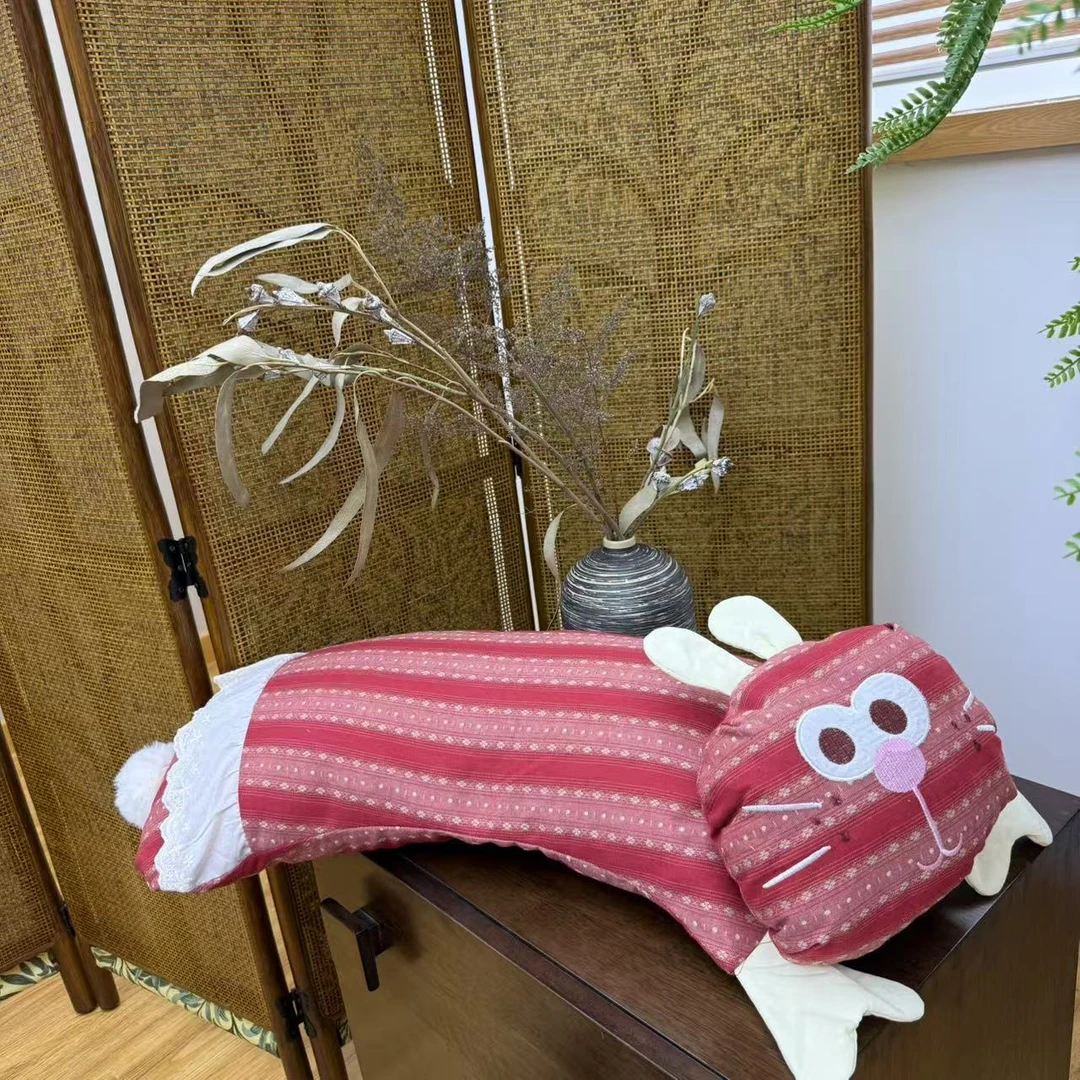 呆呆兔纯棉加厚提花甜荞麦壳休闲枕可抱可枕多功能枕陪睡助眠枕