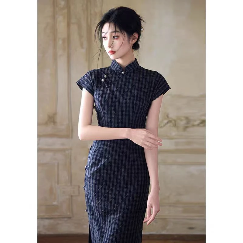 诺妮-国风全开襟立体格子侧八扣旗袍