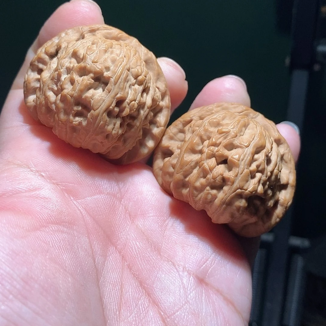 澄***妈文玩核桃把件45白狮子全品