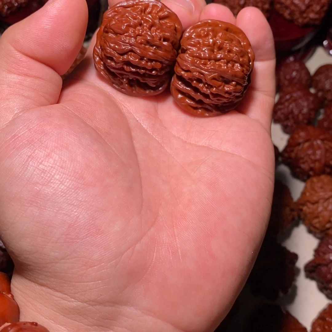 馍****吊坠桃核四座楼四座楼