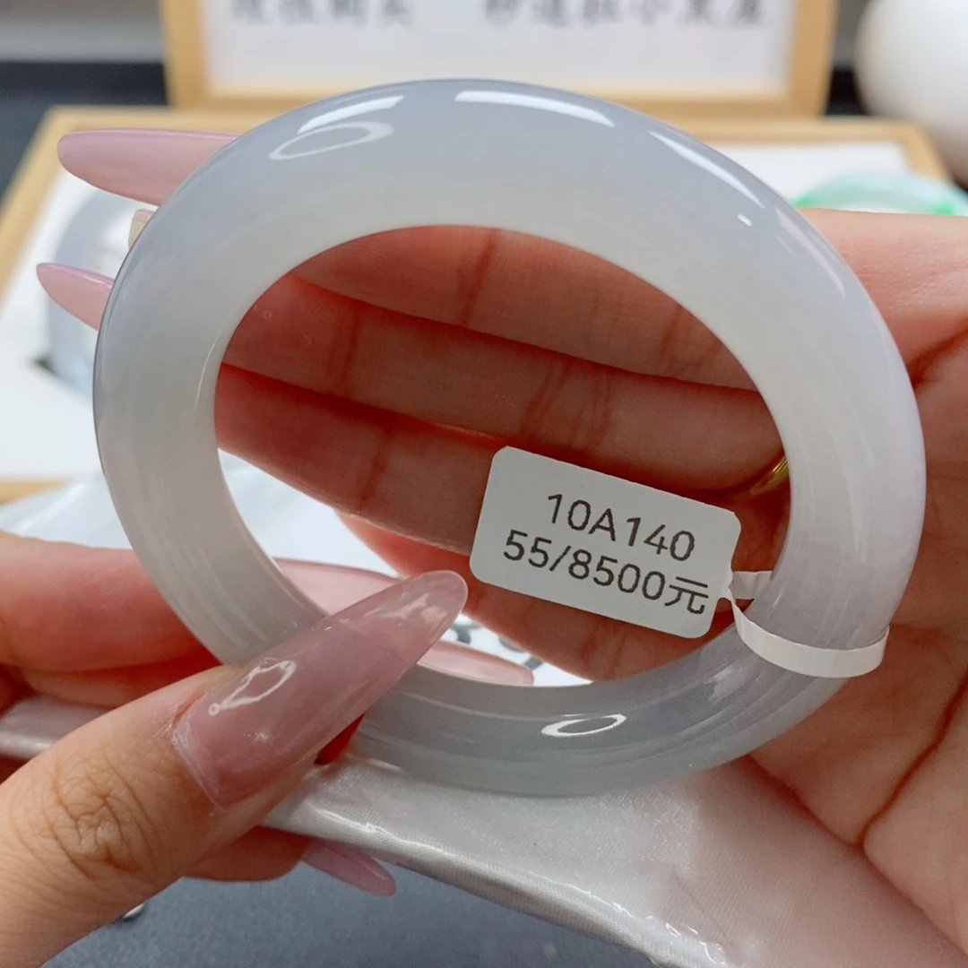 翡翠未镶嵌手镯天然A货翡翠手镯