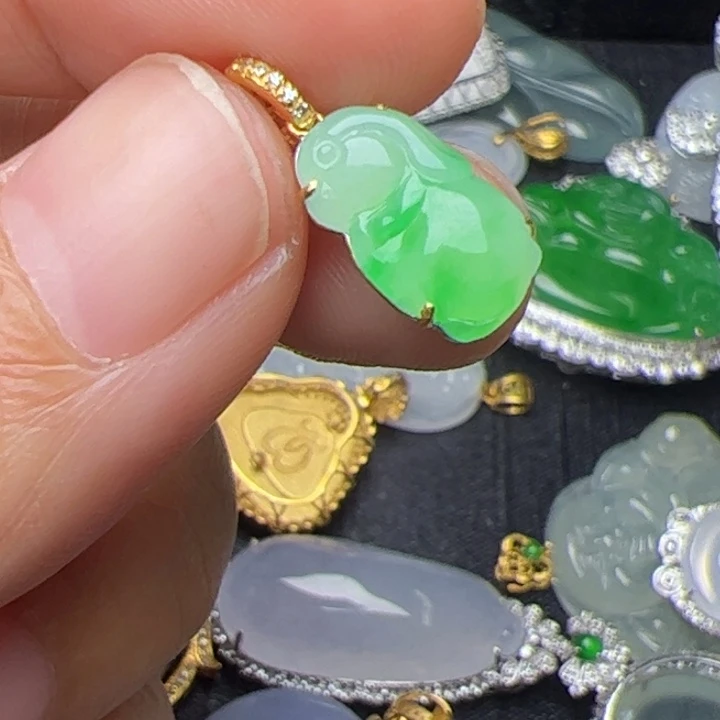 翡翠18K金镶嵌吊坠(不含链)