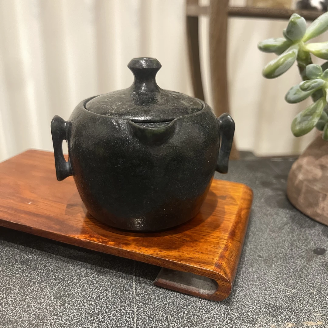 一片石坊-「孤品」墨翠宝瓶壶雕刻玉石茶壶纯手工