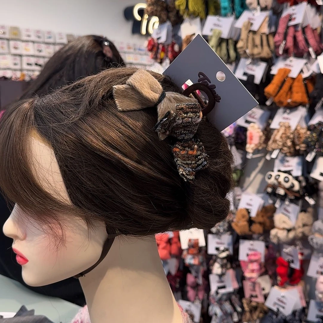 非金属布艺琮色双蝴蝶结抓夹