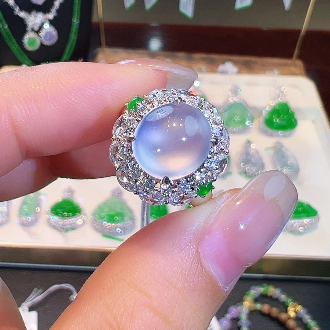 18K金镶嵌戒指翡翠