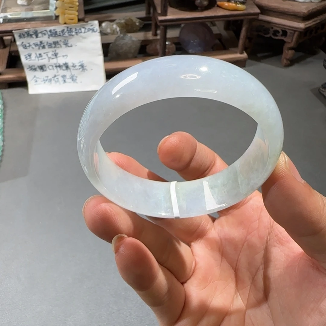 翡翠手镯未镶嵌55.3圈口