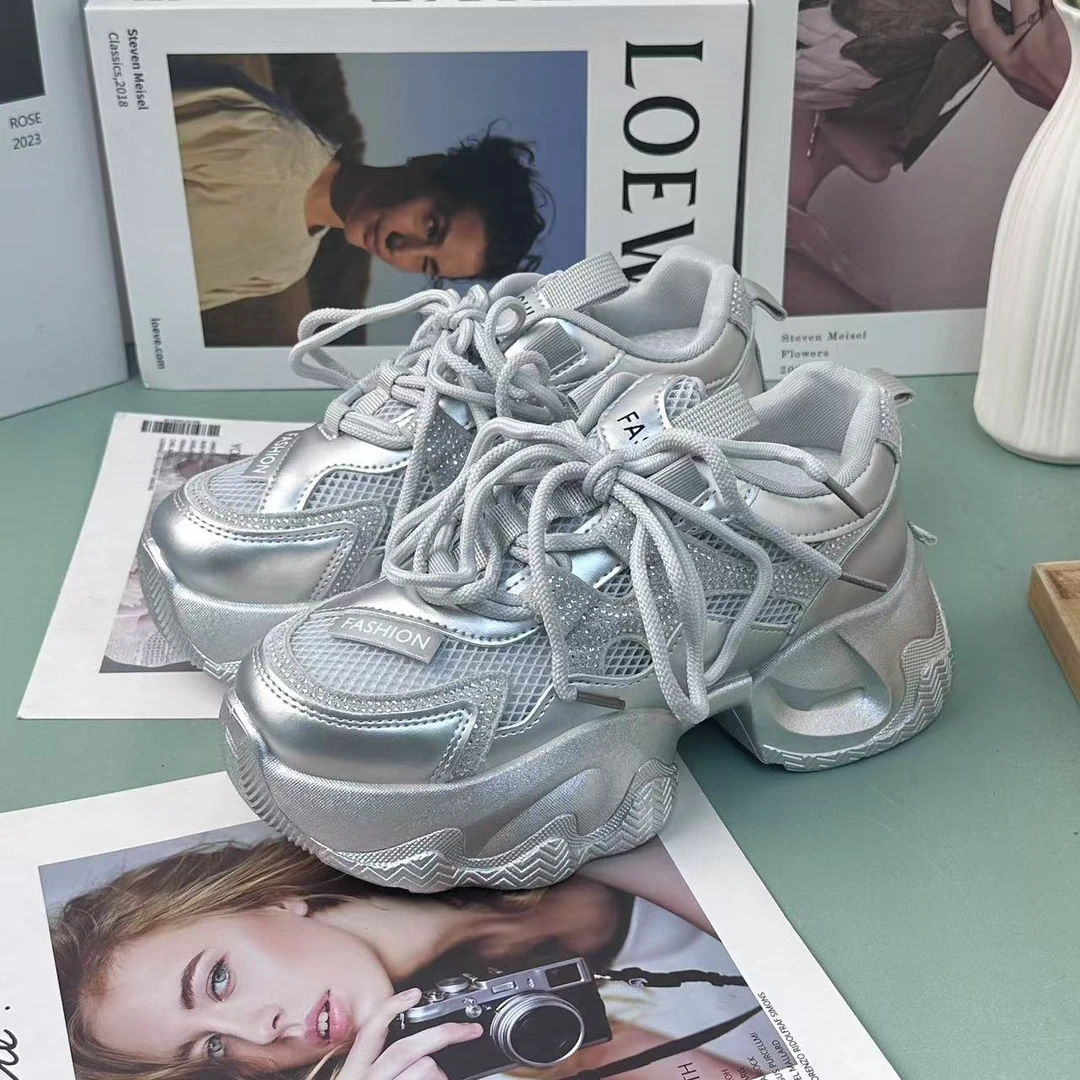 网红厚底老爹鞋女ins2025春季超火轻便百搭休闲鞋透气松糕运动鞋