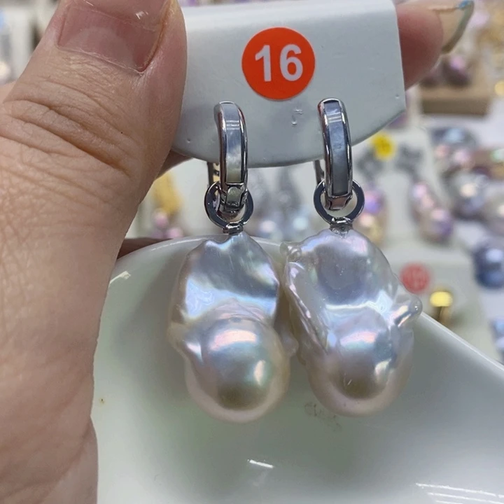 银S925镶嵌耳饰淡水珍珠