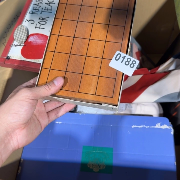 凡***哲853753732432735735435