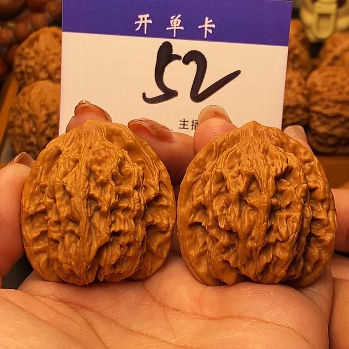 吊坠桃核虎头41有修s