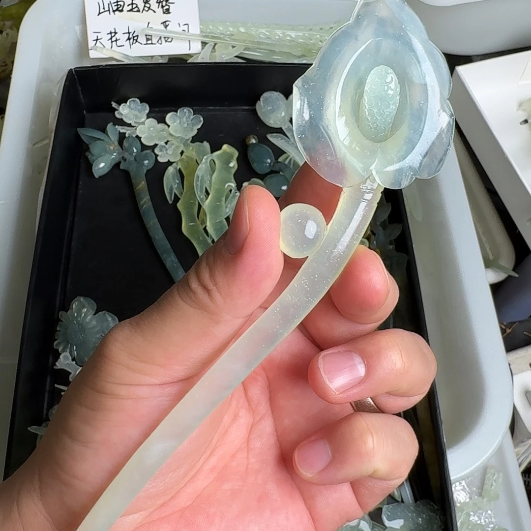 蛇纹石玉未镶嵌发饰