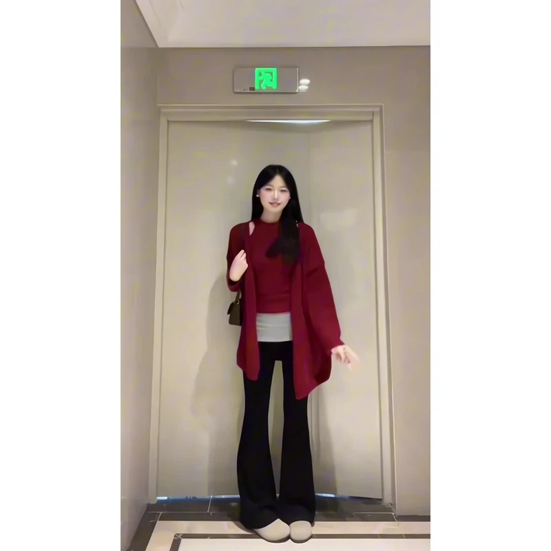 美式辣妹黑色微喇叭休闲裤子红色内搭针织衫毛衣开衫挂脖上衣吊带