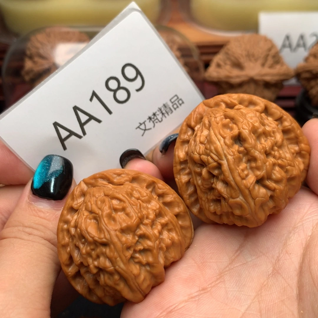 把件文玩核桃全品三角白41