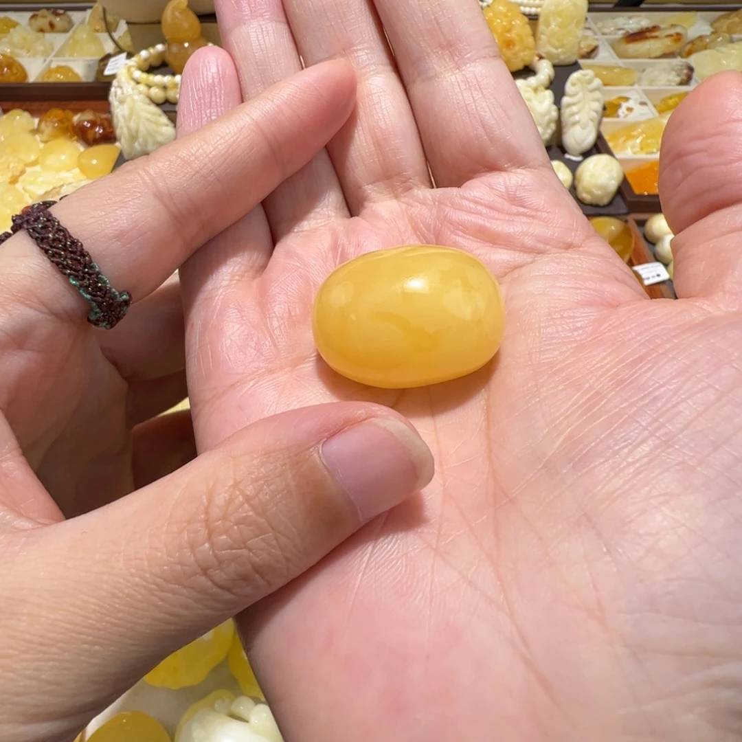 琥珀未镶嵌裸石蜜蜡