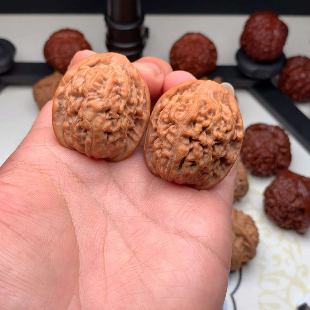 文玩核桃吊坠莲花37