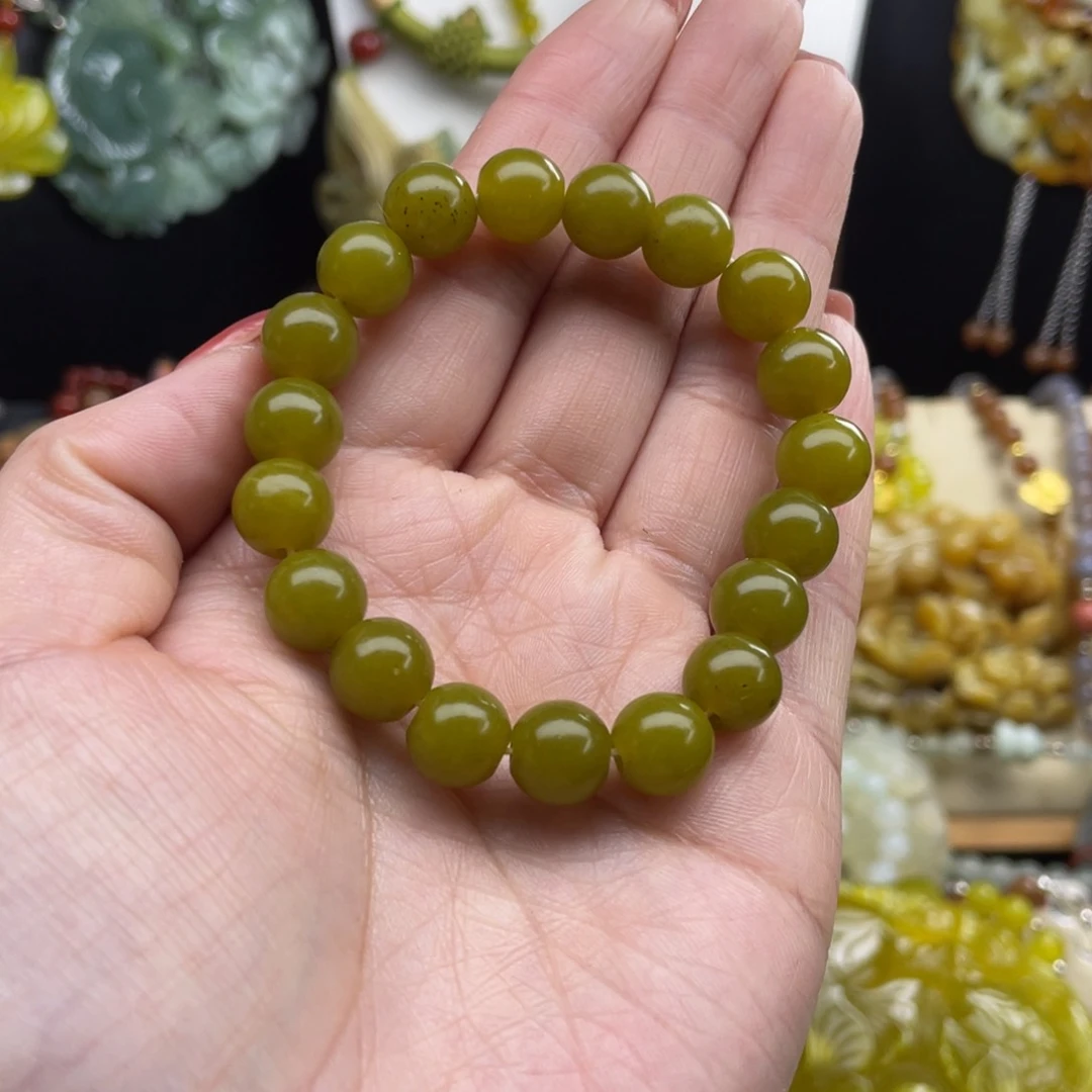 未镶嵌蛇纹石玉颈饰