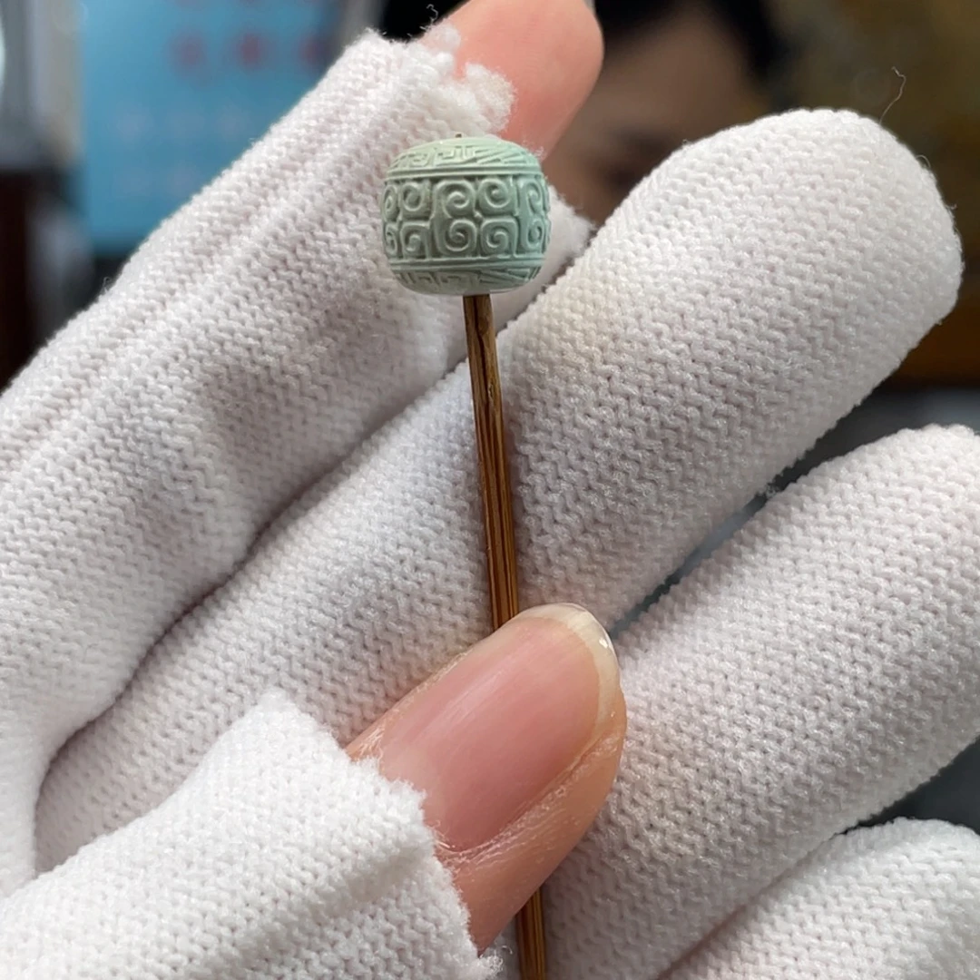 绿松石未镶嵌挂件