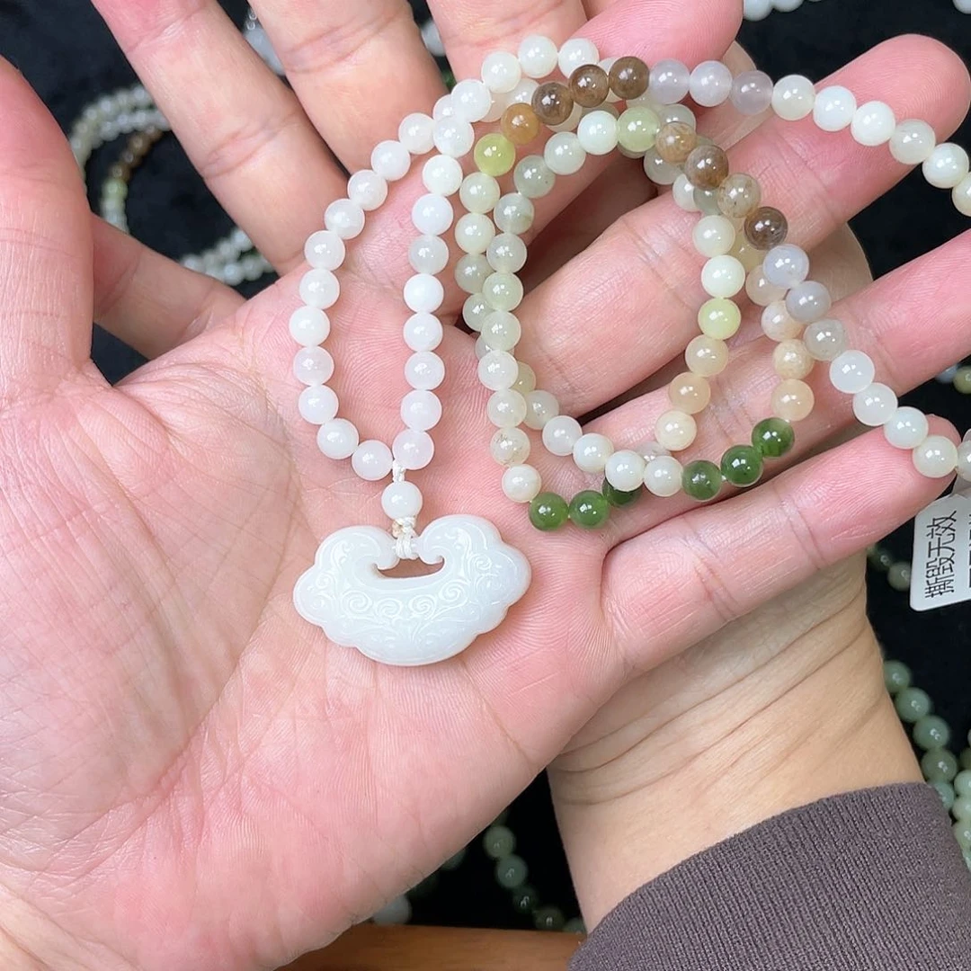 和田玉吊坠(不含链)未镶嵌