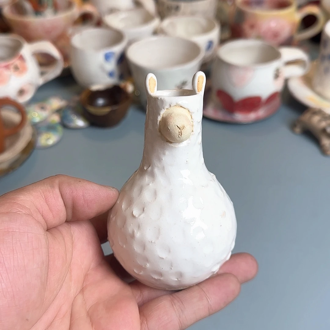 茶盏在家待一晚的人