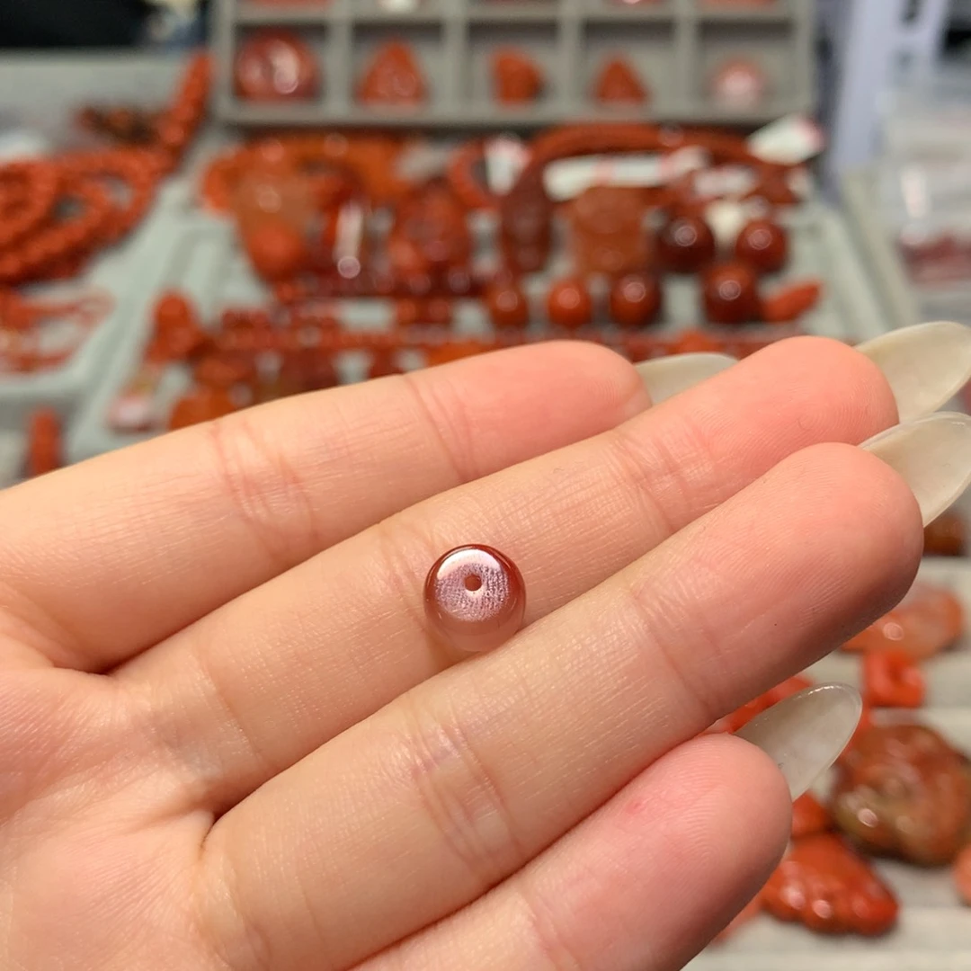 【闪购商品】南红玛瑙配饰有瑕放漏未镶嵌有****好