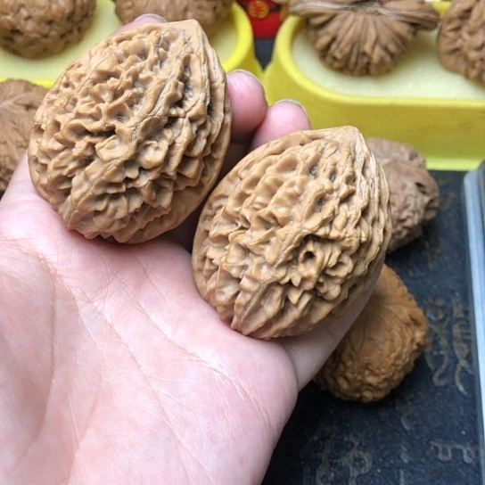 文玩核桃吊坠39九层妖塔