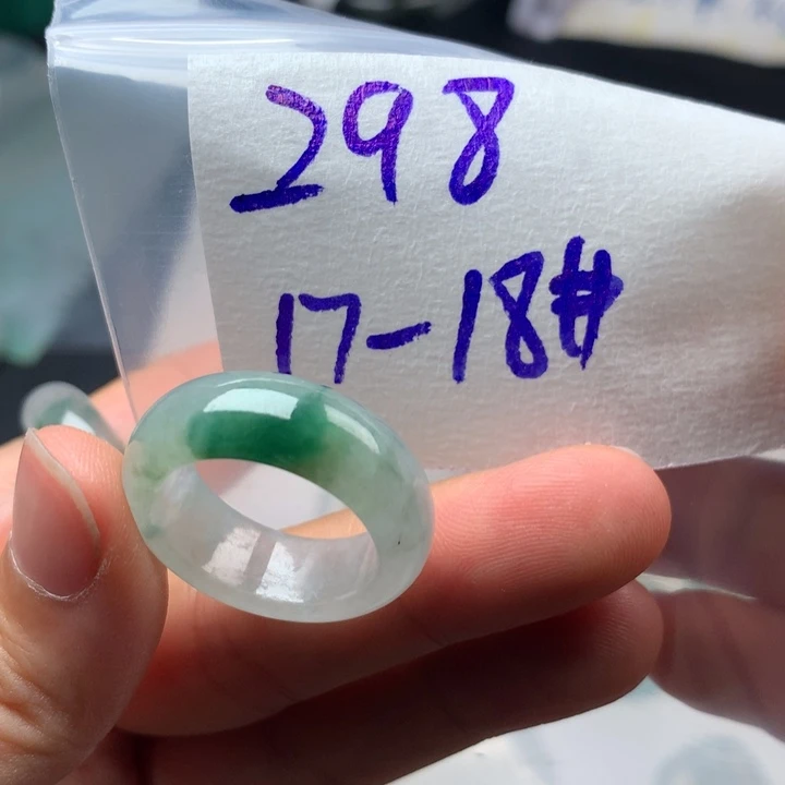 定制翡翠未镶嵌戒圈