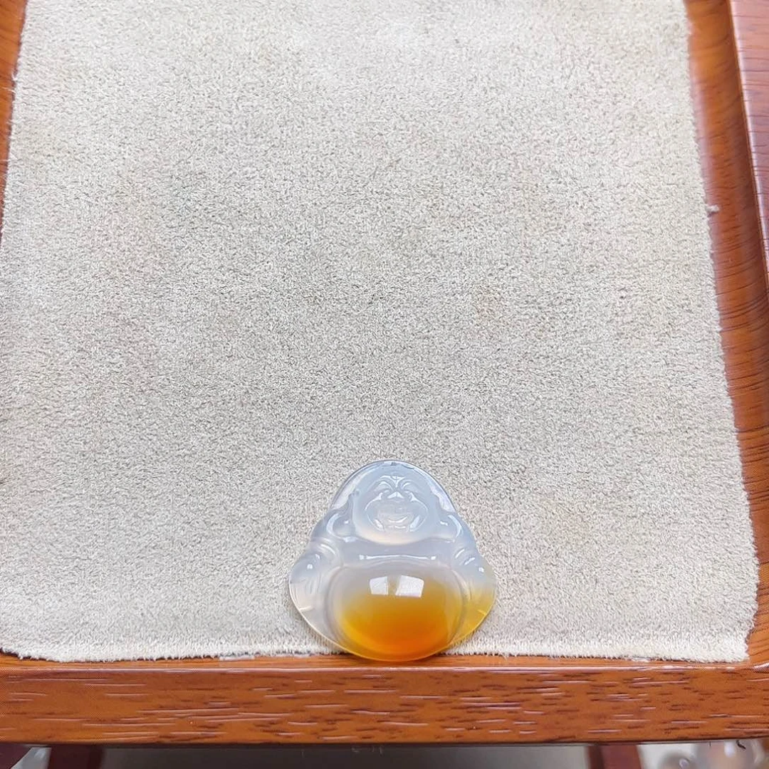 玛瑙/玉髓颈饰未镶嵌?*