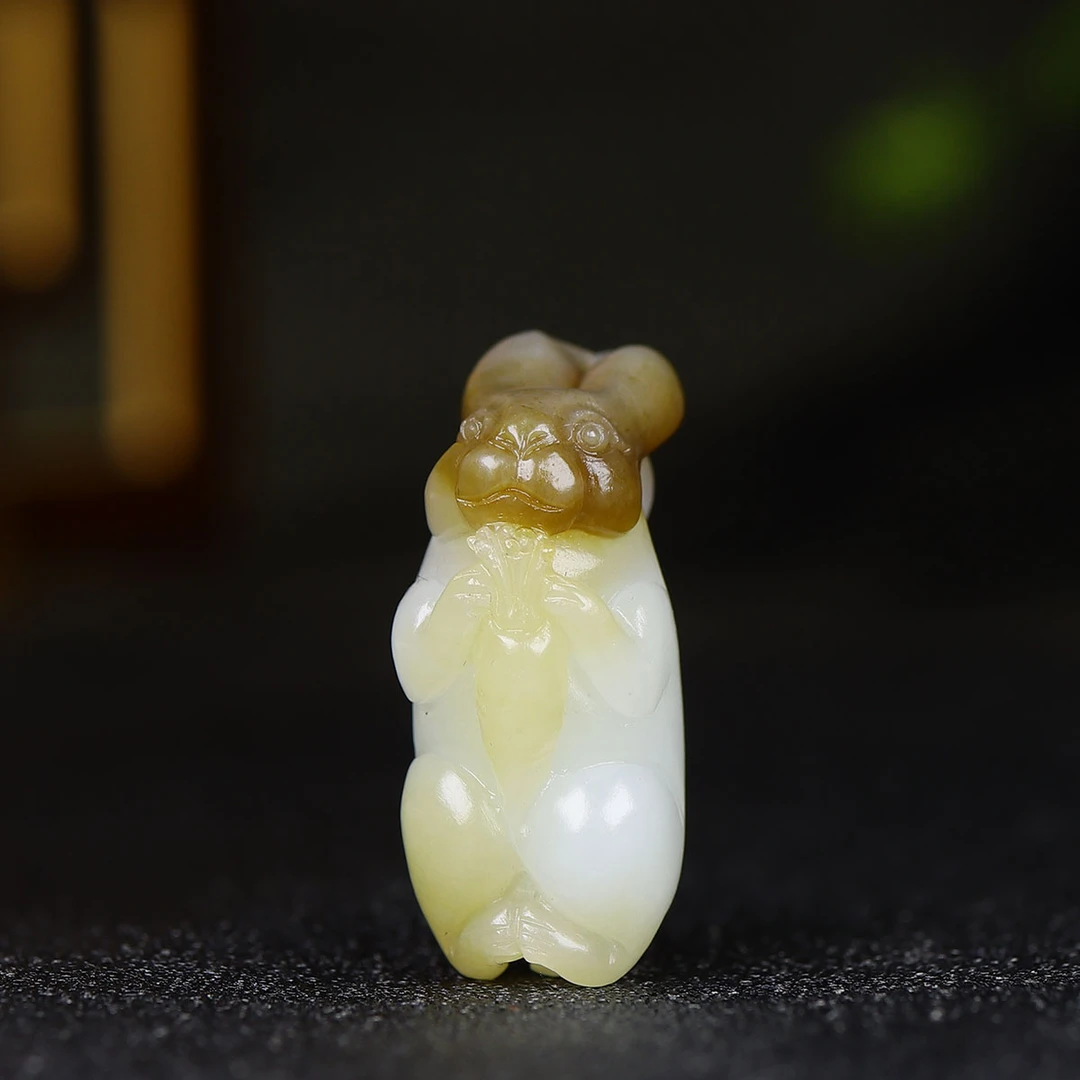 1215104和田玉糖白玉兔子