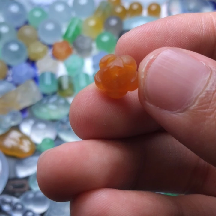 未镶嵌定制翡翠挂件