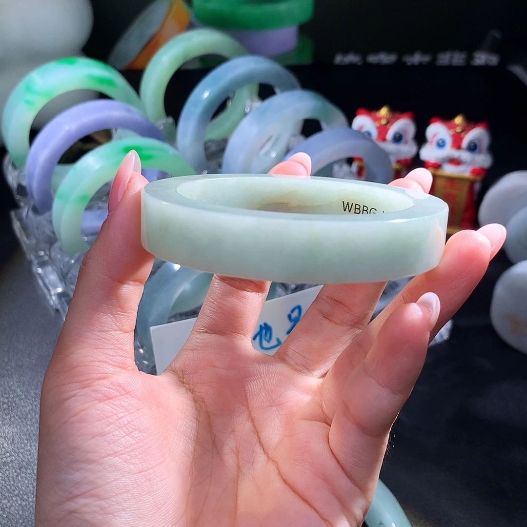 定制翡翠未镶嵌貴妃56