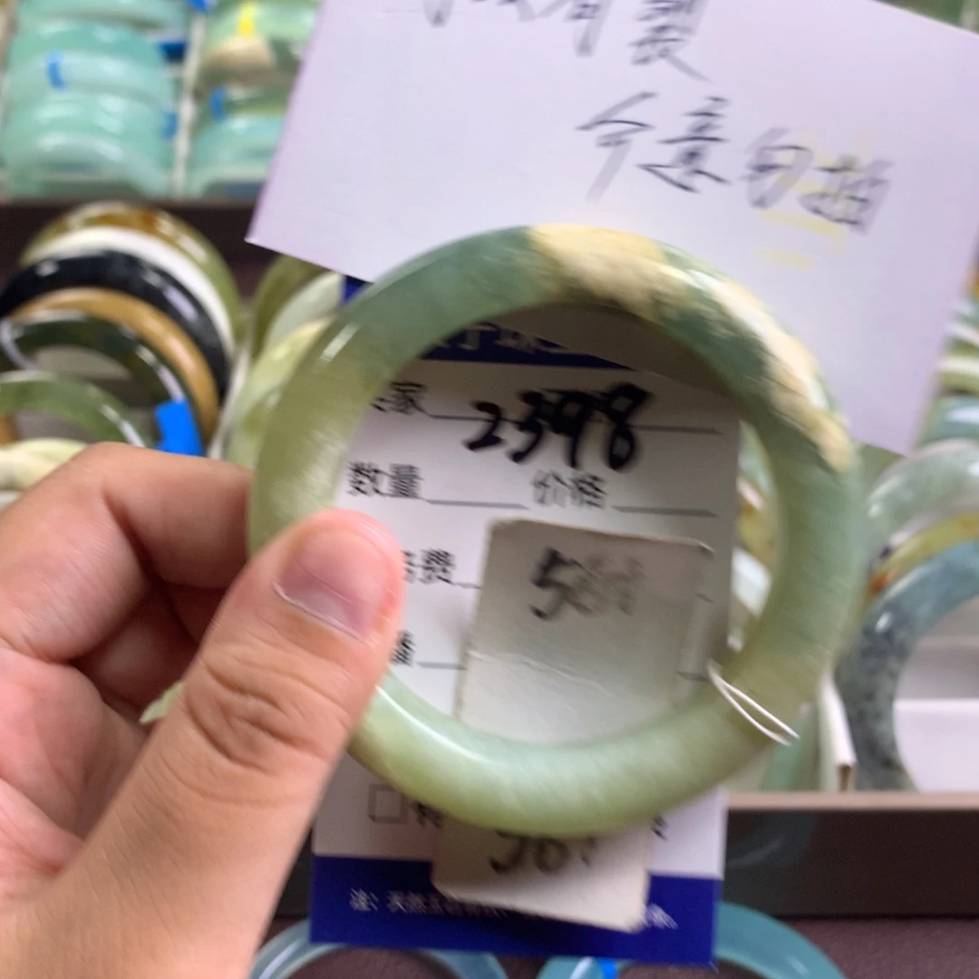 未镶嵌蛇纹石玉手镯2398