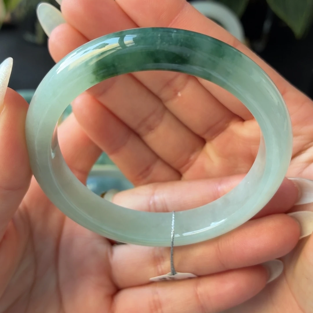 翡翠未镶嵌手镯天然
