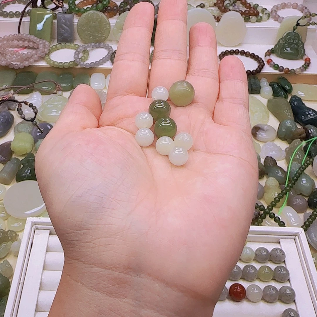 吊坠(不含链)未镶嵌和田玉配饰